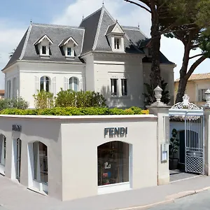 Hotel White 1921 ***